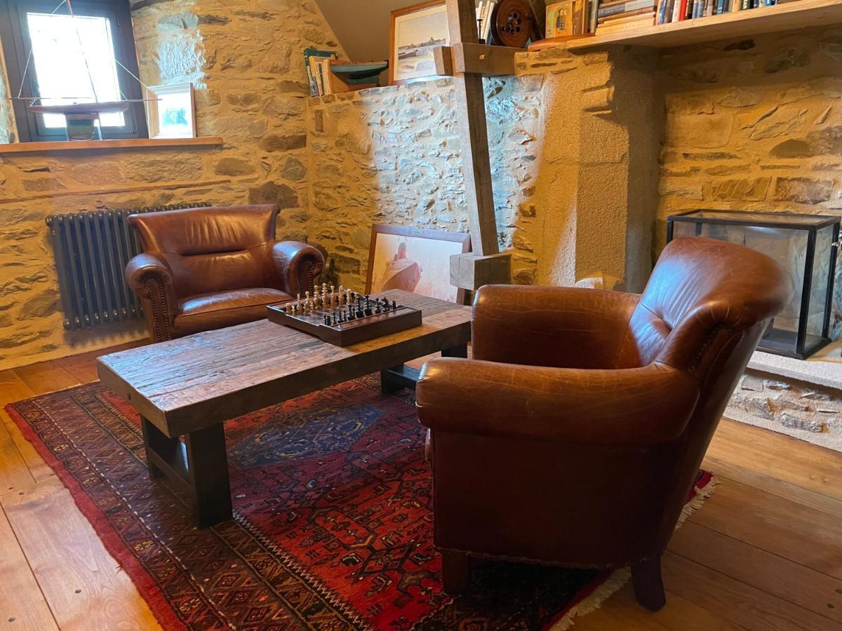 Manoir Medieval Du XV Ieme Siecle Minihy-Treguier Экстерьер фото