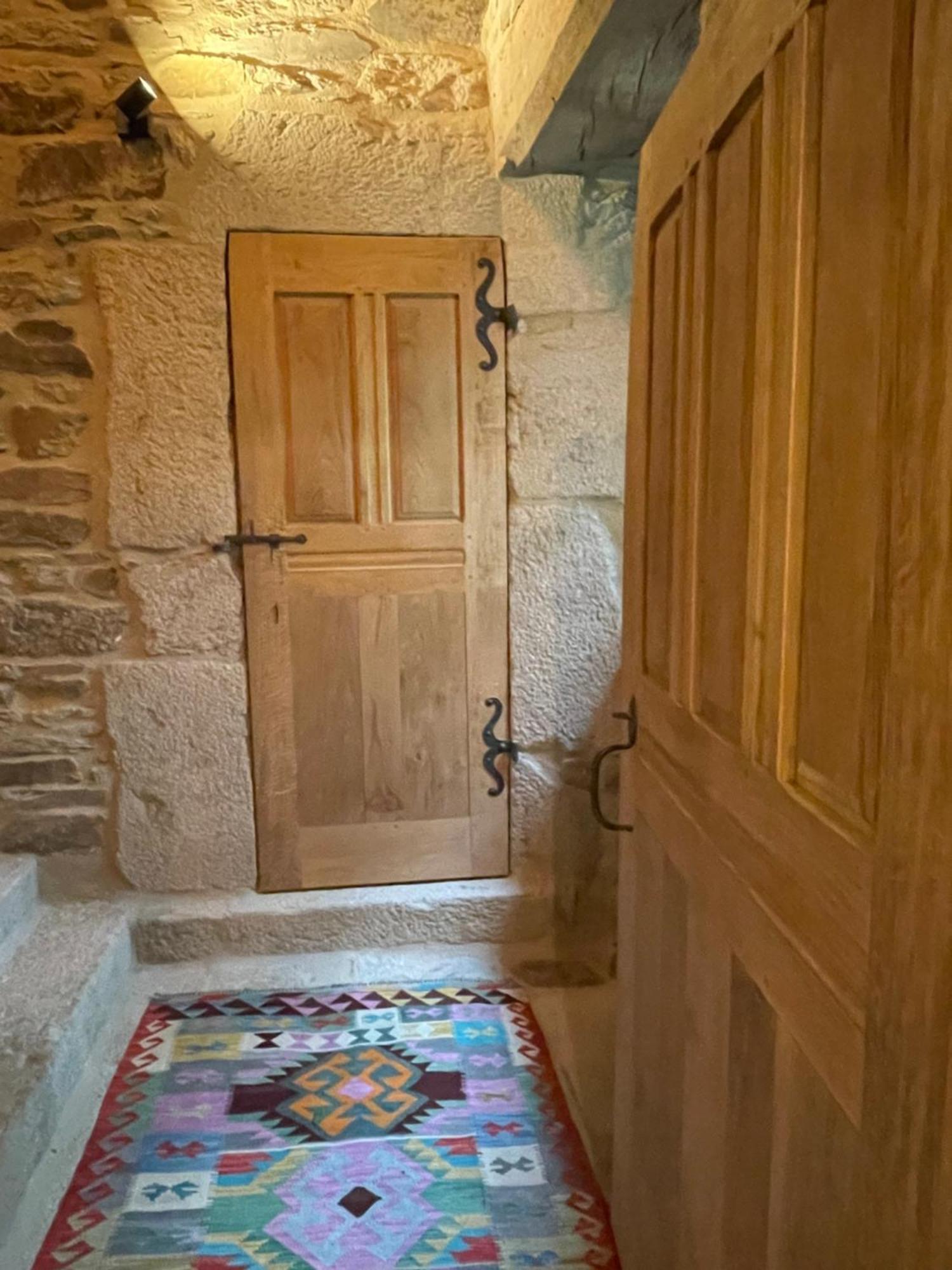 Manoir Medieval Du XV Ieme Siecle Minihy-Treguier Экстерьер фото